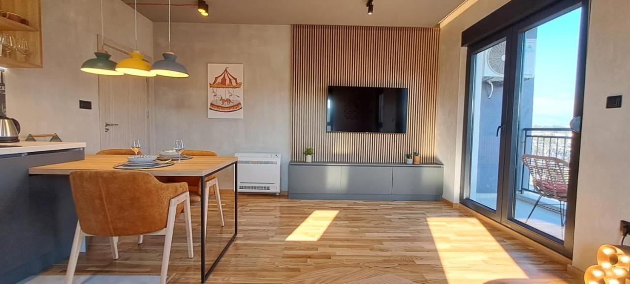 Stylish One Bedroom Apartment พอดโกริกา ภายนอก รูปภาพ