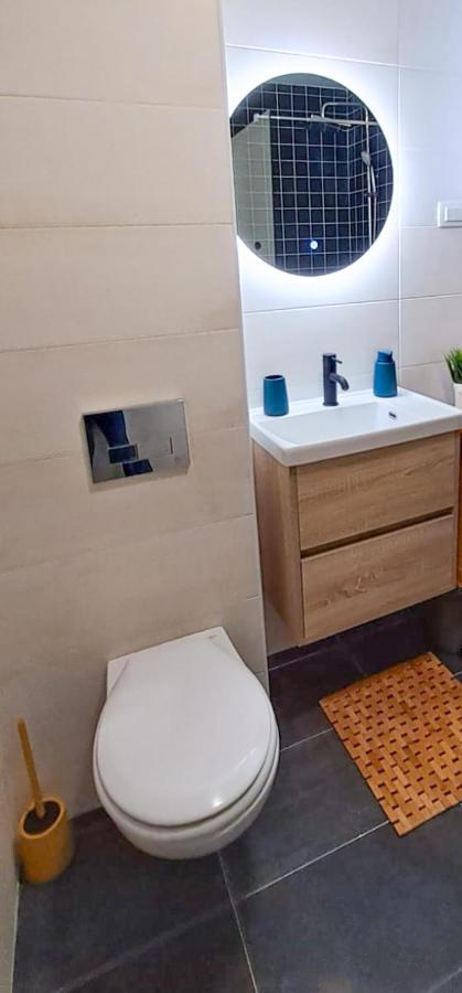 Stylish One Bedroom Apartment พอดโกริกา ภายนอก รูปภาพ